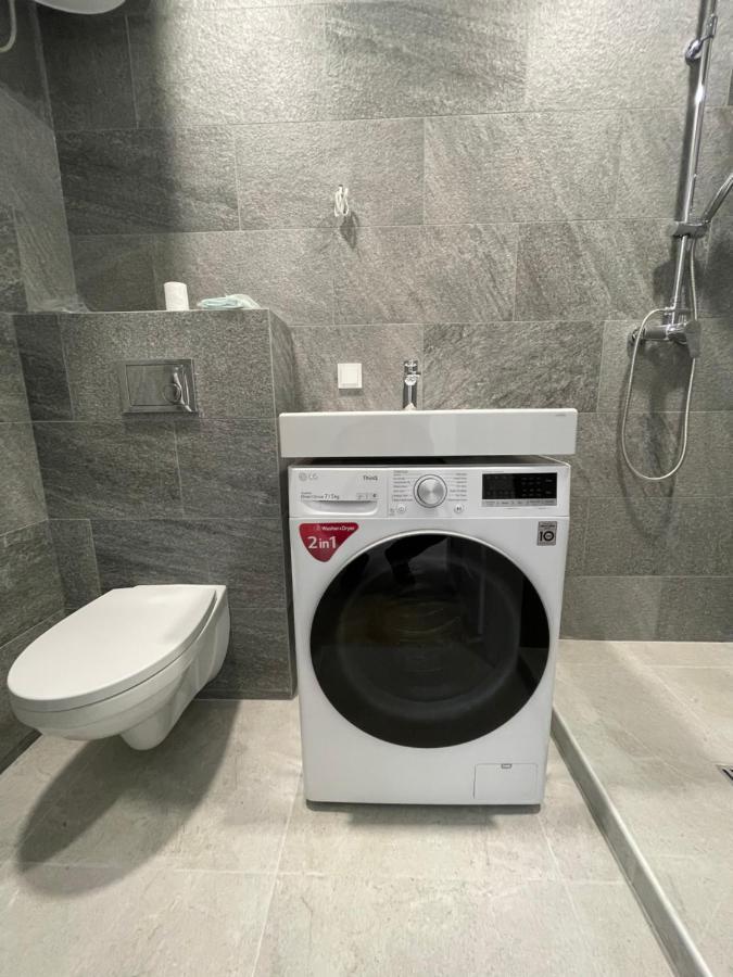 Airport Apartment 22 Self Check-In วิลนีอุส ภายนอก รูปภาพ